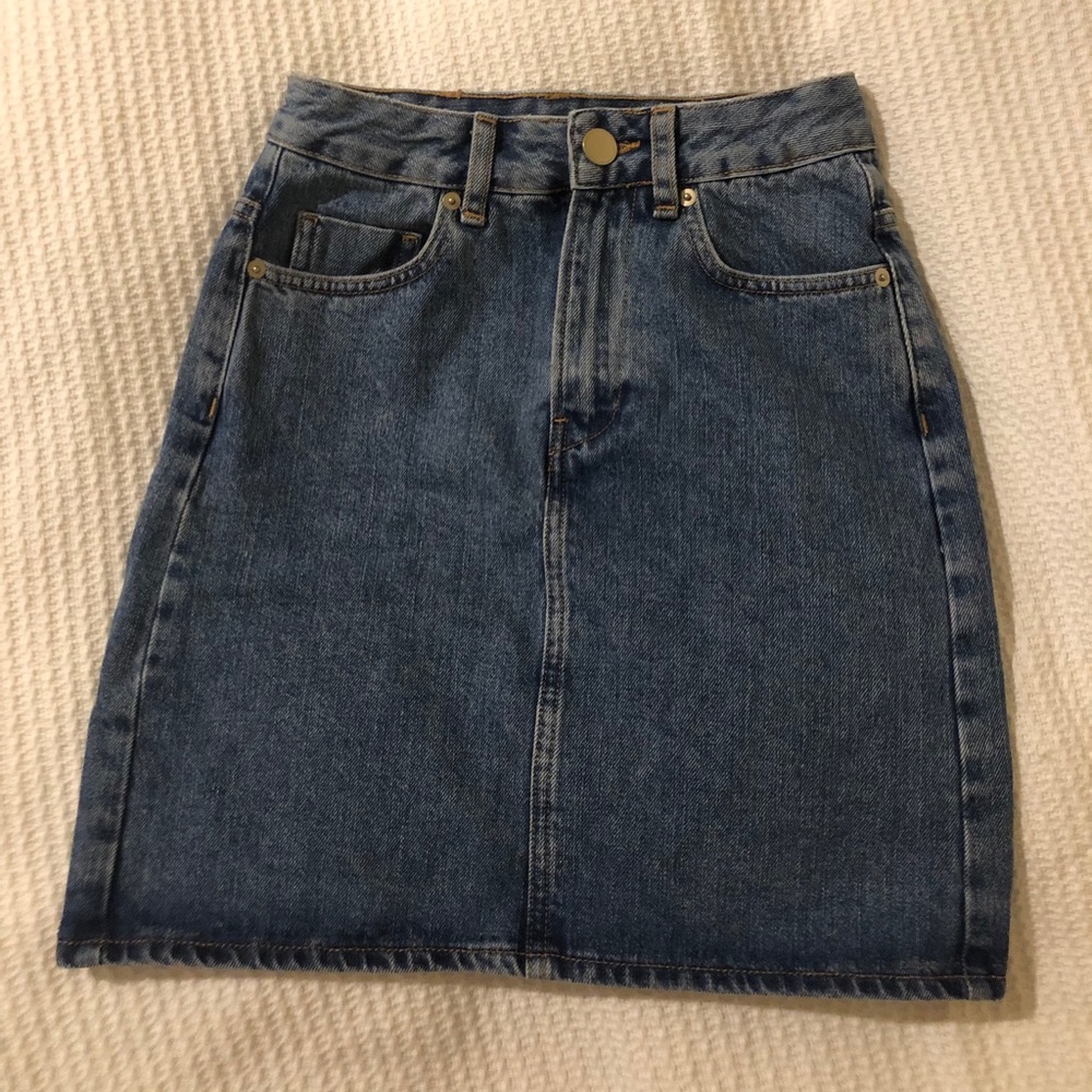 ASOS HIGH WAISTED DENIM SKIRT IN DARK WASH